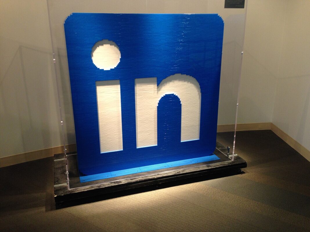 LinkedIn penaliza los posts de autoelogio con su nuevo algoritmo LinkedIn penaliza los posts de autoelogio con su nuevo algoritmo